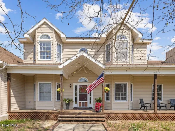 2705 Nc 211, Eagle Springs, NC 27242