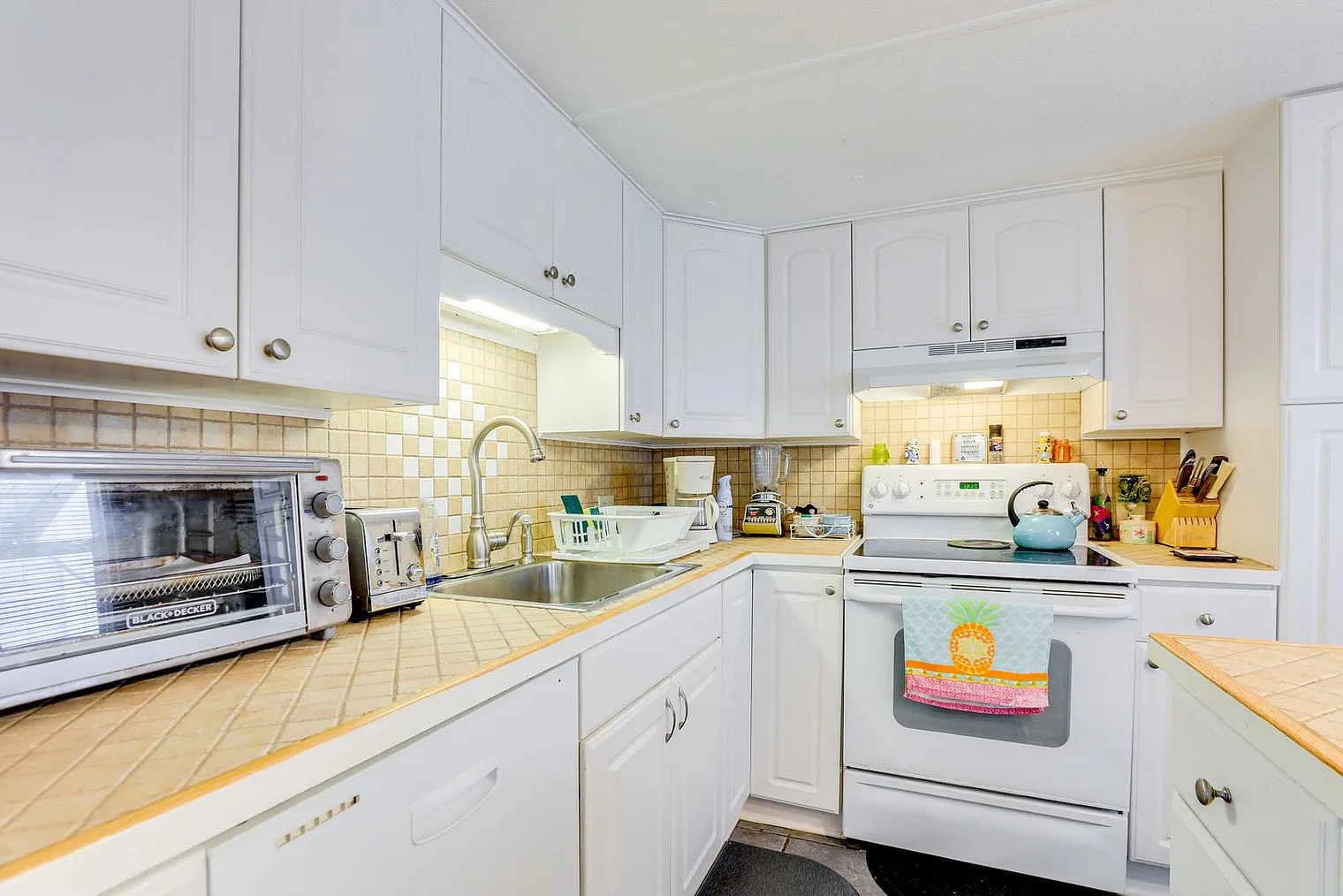 2 bed, 1.0 bath, 645 sqft, $2,038 — Photo 4