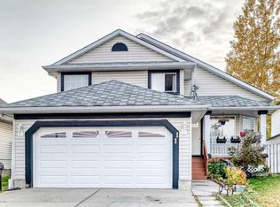 11 San Diego Grn NE, Calgary, AB T1Y 7C4