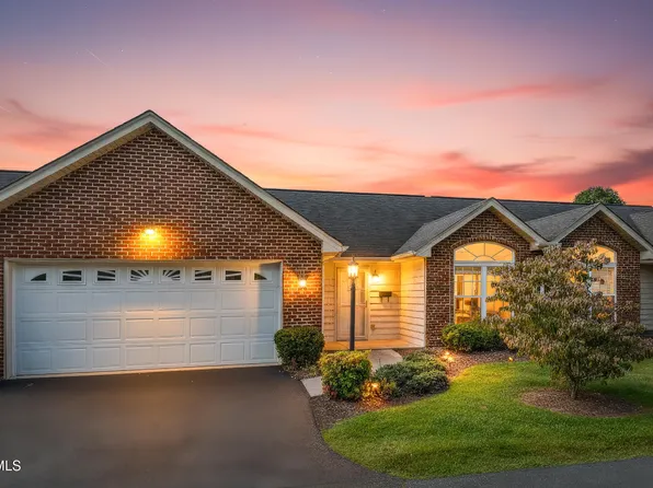 92 Boone Hill Ct #92, Johnson City, TN 37615