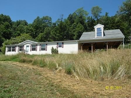 2nd image of 229 Miracle Ln