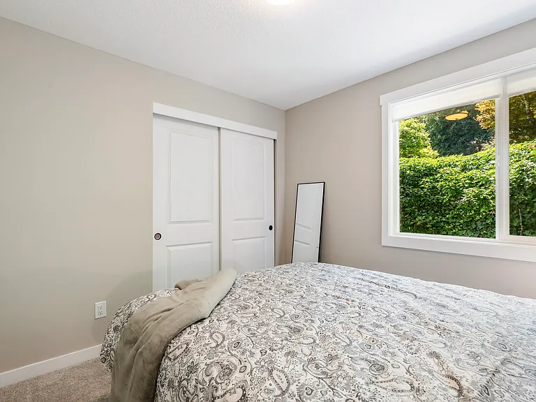 6100 Barclay St — Photo 19