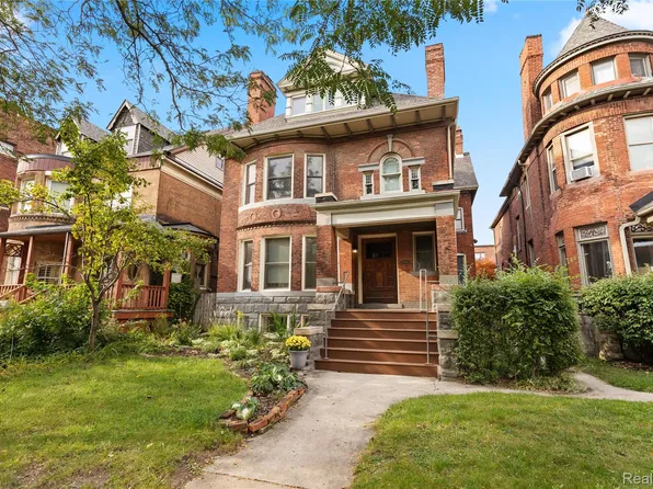 658 W Forest Ave #1, Detroit, MI 48201