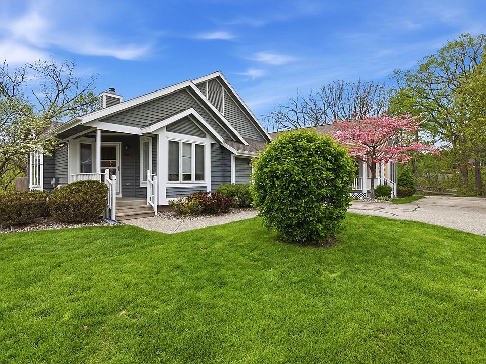 1st image of 3229 Woodberry Dr SE