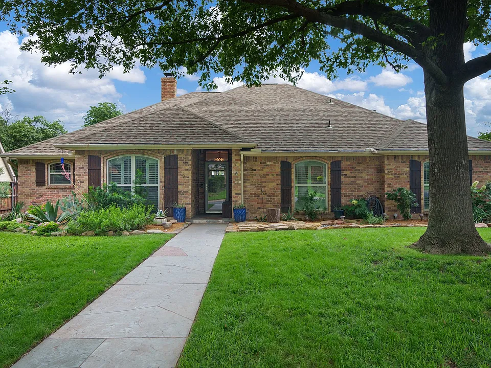6423 Redpine Rd