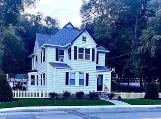 97 Orange Tpke, Sloatsburg, NY 10974