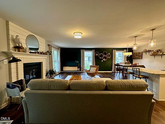 5th image of 2344 Ravenhill Dr