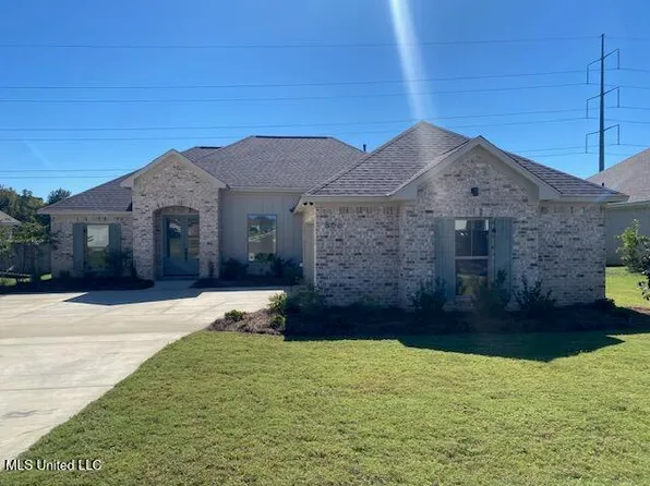 866 Glenwild Cir, Canton, MS 39046