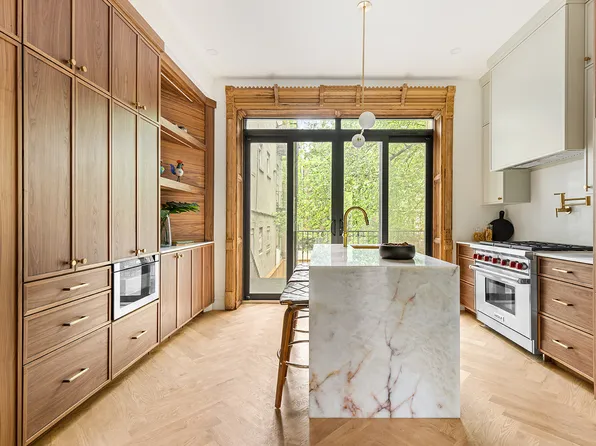 370 Hancock Street image 1 of 16