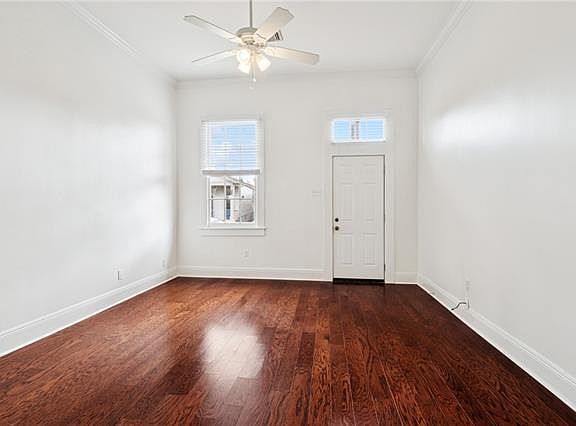 5th image of 5247 Magazine St