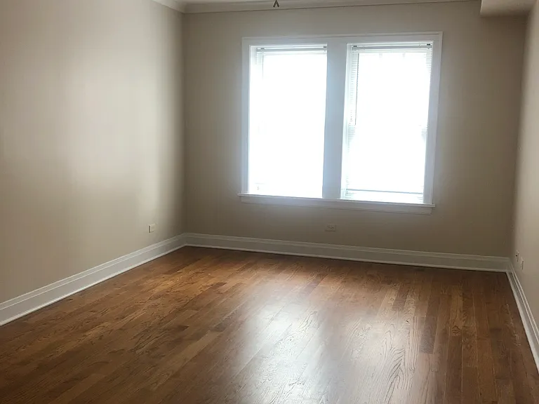 2706 W Ainslie St #2E — Photo 10