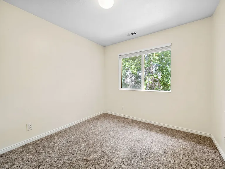 130 Peregrine Ln #29 — Photo 25