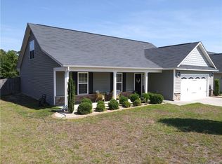 1912 Brown Pelican Ct, Fayetteville, NC 28306