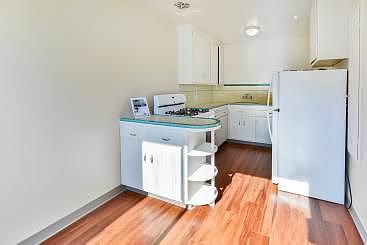 4th image of 1125 Laguna Ave APT 5