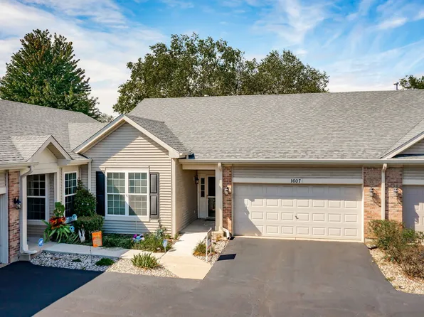 1607 W Cadillac Cir, Romeoville, IL 60446