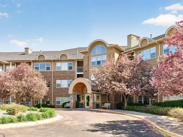 3800 85th Ave N APT 220, Brooklyn Park, MN 55443