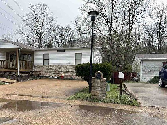2nd image of 4670 Brennan Woods Dr