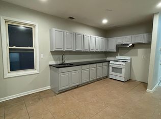 139 Goodwin Ave #2, Newark, NJ 07112