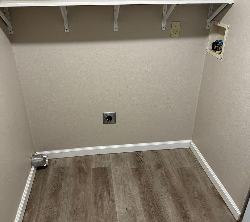 1st image of 2740 Rawhide St