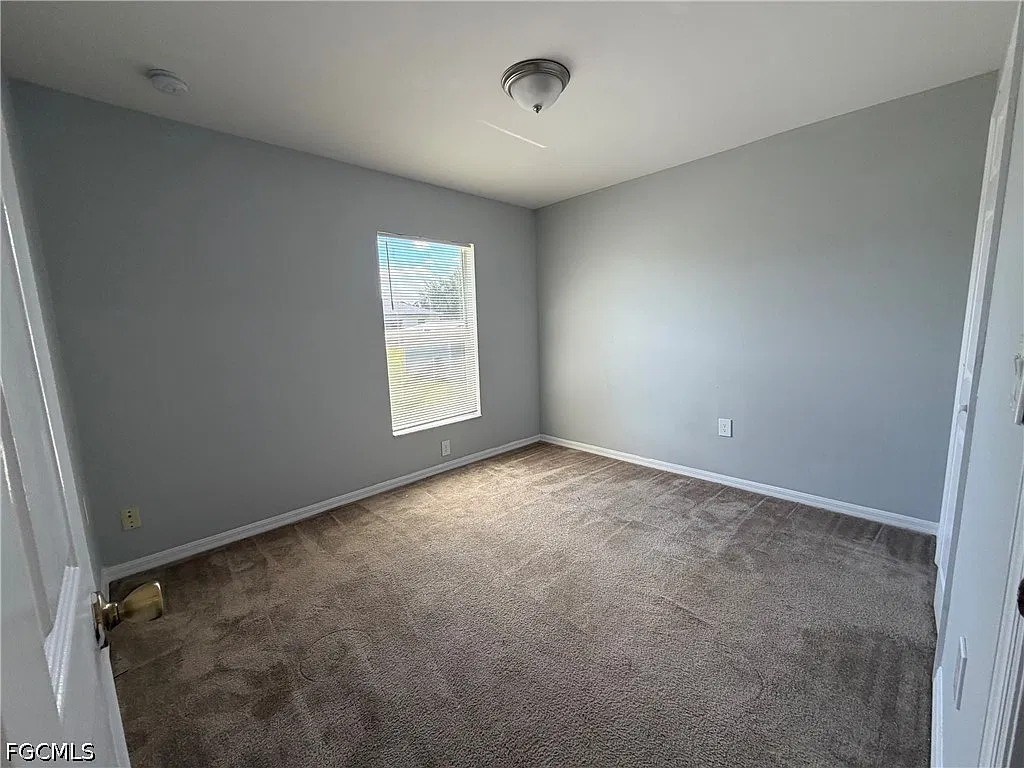 3 bed, 2.0 bath, 1372 sqft, $1,675 — Photo 4