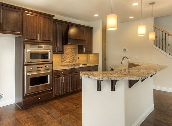2nd image of 8204 NE 163rd Pl
