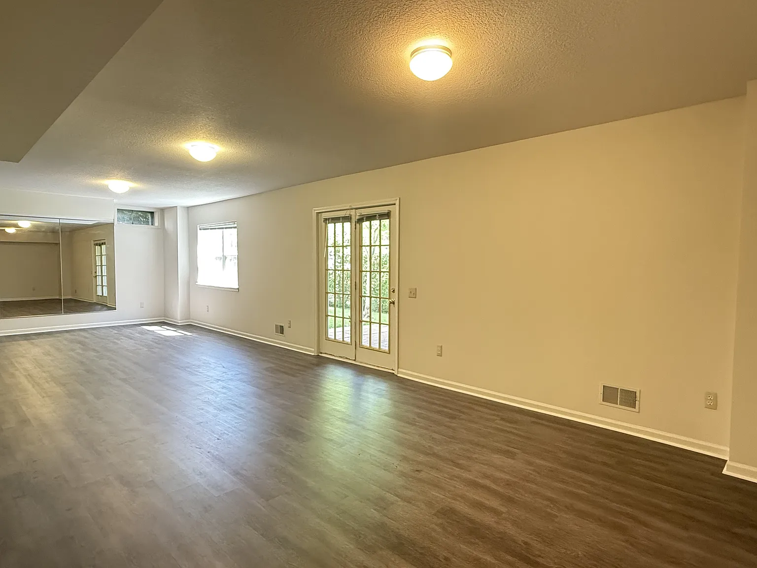 4875 South Ridgeside Circle - 1 — Photo 2