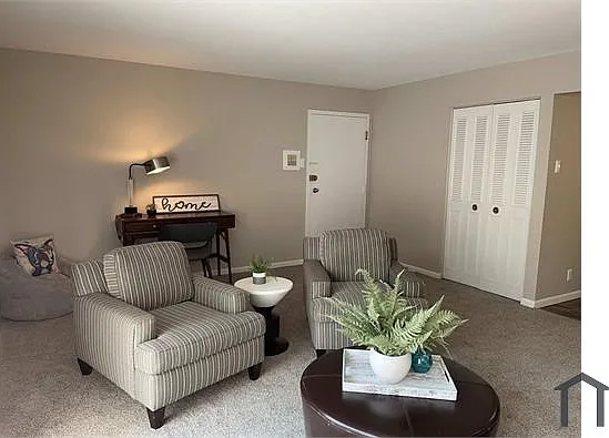 1 bed, 722 sqft, $750 — Photo 4