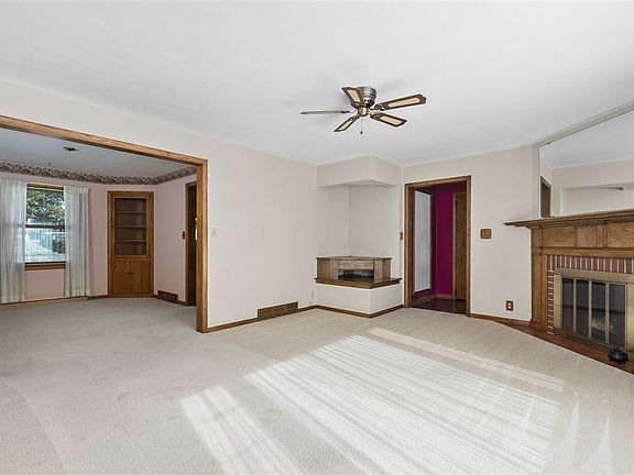 Wood burning FP highlights LR