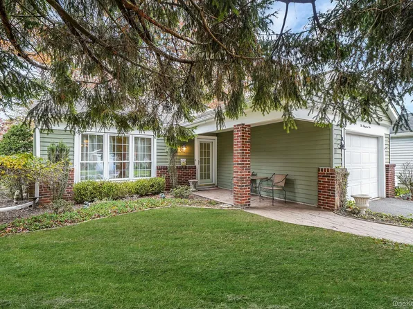 202 Belfast Lane, Ridge, NY 11961