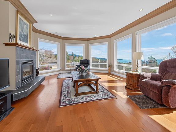 3rd image of 6249 Baillie Rd