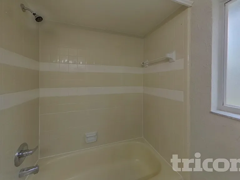 11415 Cardiff Dr — Photo 12