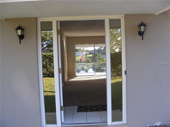 5th image of 1631 Galiano St