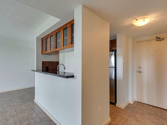 2nd image of 410-429 14th St NW #410