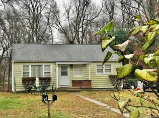 26 Maple Row, Bethel, CT 06801