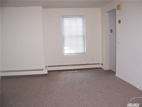 2nd image of 2534 Grand Ave