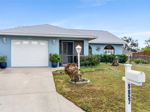 5857 Pauma Pl, Sarasota, FL 34232