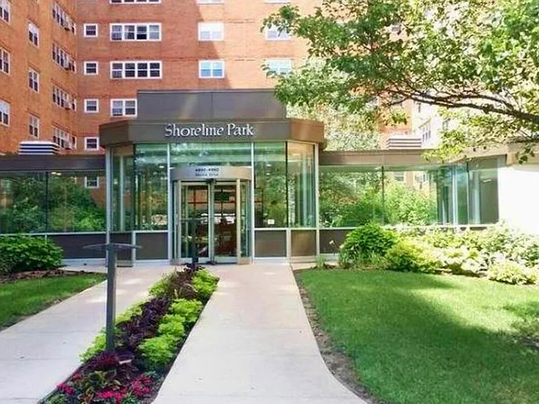 4960 N Marine Dr #914 — Photo 11