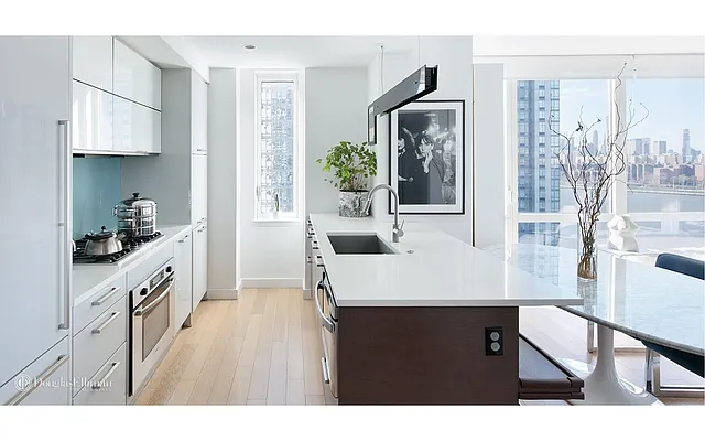 Rented by Douglas Elliman | media 18