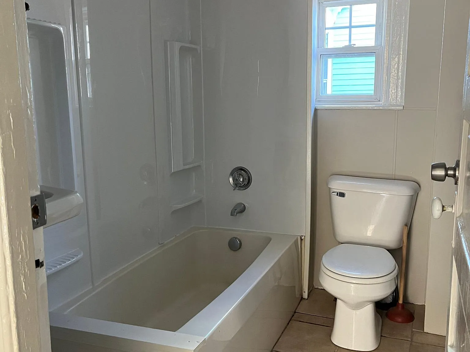54 Courtland St — Photo 3
