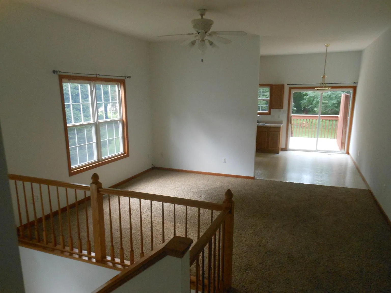 3 bed, 1525 sqft, $1,900 — Photo 3
