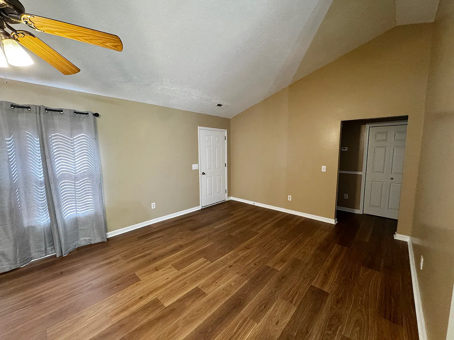 304 Northwoods Court Southeast - 1 — Photo 2
