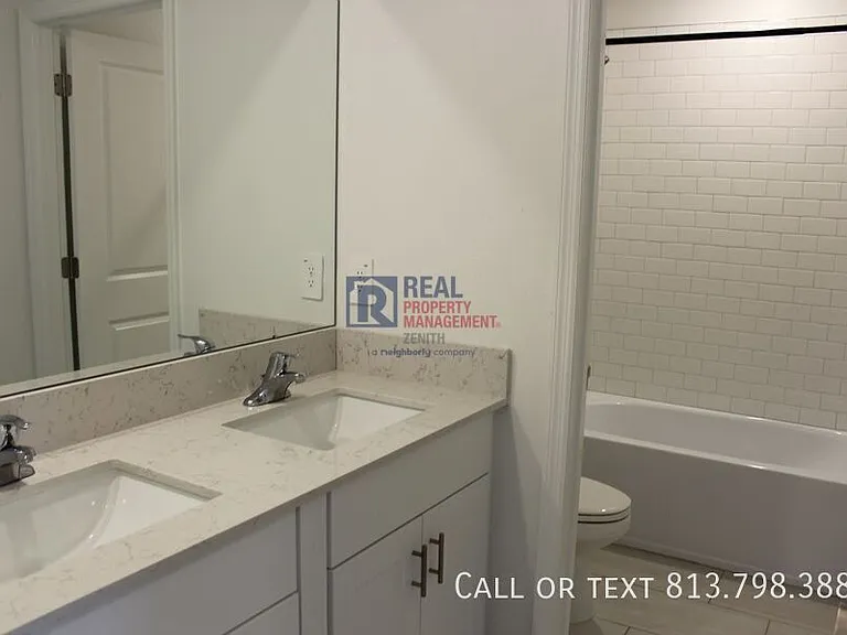 11571 Radiant Shore Loop — Photo 24