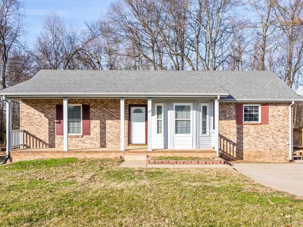 422 Sideline Dr, Oak Grove, KY 42262