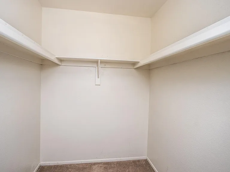 540 N May St #3143 — Photo 16