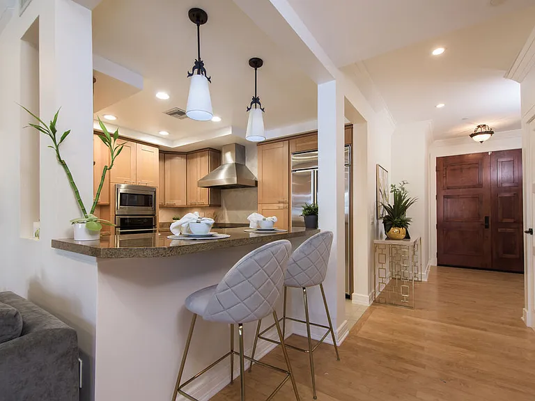 411 N Oakhurst Dr #305 — Photo 10