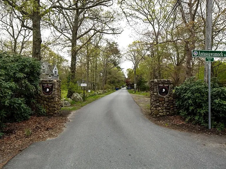 6 Mattakiset Rd — Photo 12