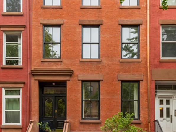 479 Henry Street