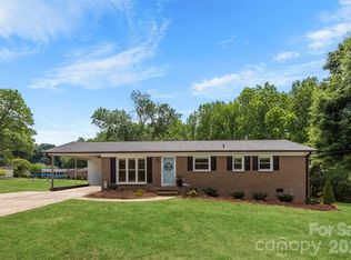 2109 Hollandale Dr, Gastonia, NC 28054