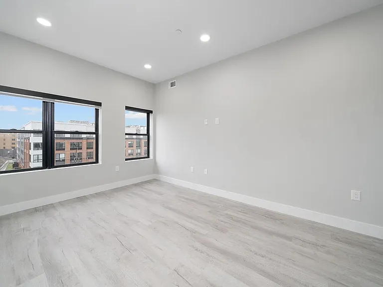 187 Culver Avenue — Photo 25