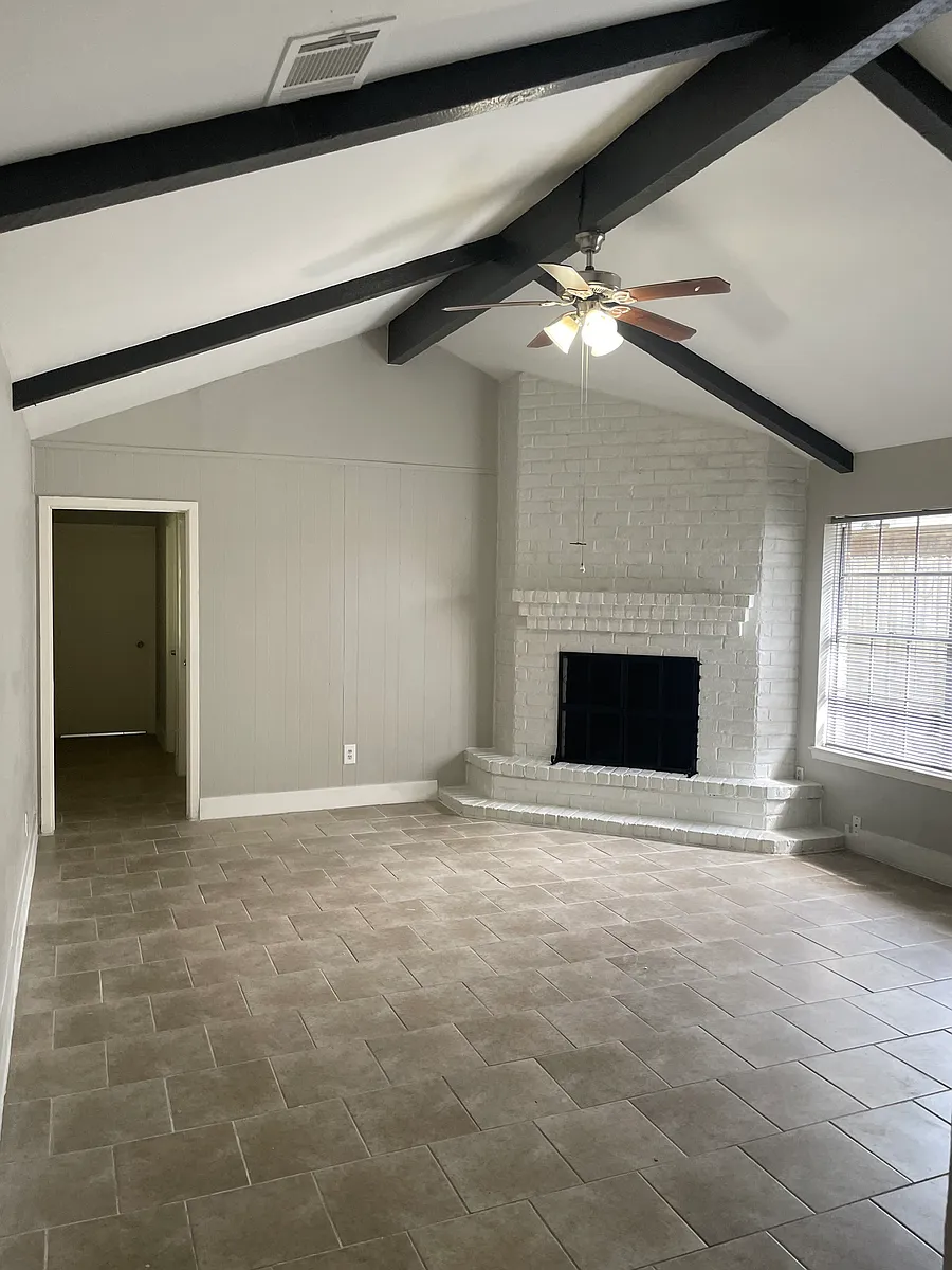Building Photo - 7214 Shady Arbor Ln